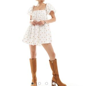 ASOS New with tags White Puff Sleeve Mini Dress with Floral Print Medium